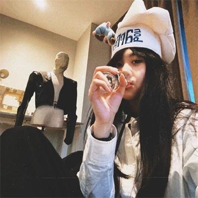 爱上百份百英雄